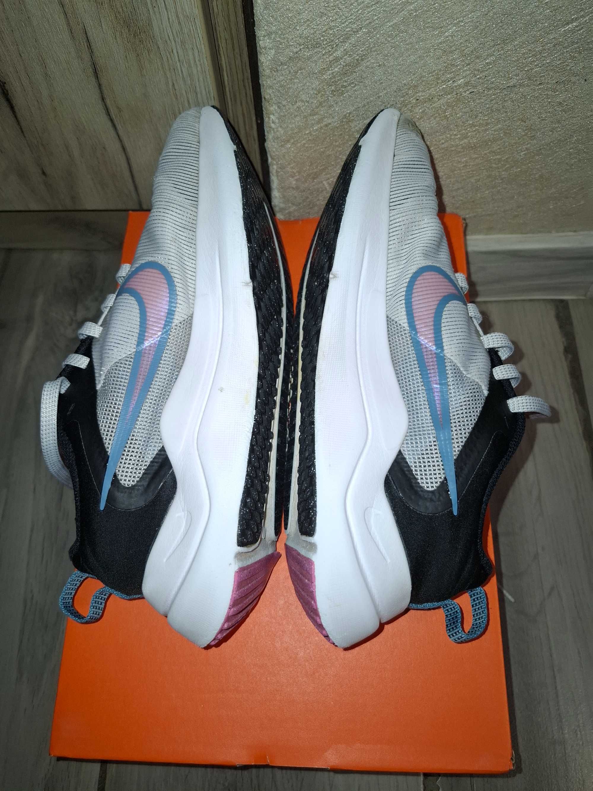 Маратонки Nike Running