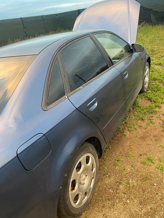Vând Audi A4 B7 2.0 TDI