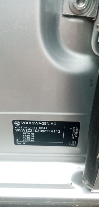 Vând Volkswagen Golf 16Tdi