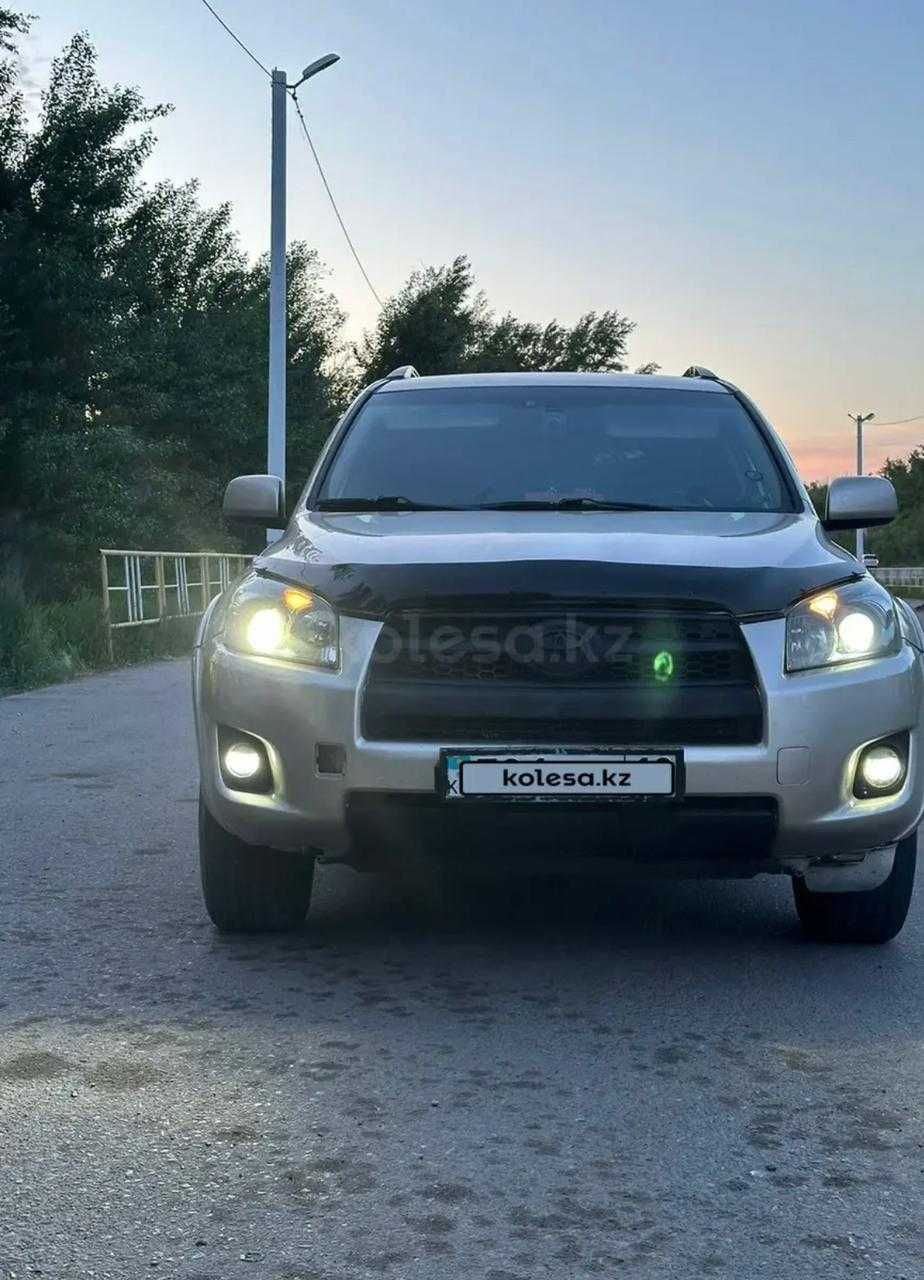продам RAV 4 в хорошем состояний