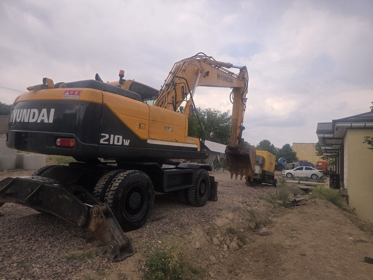 Экскаватор 210 w