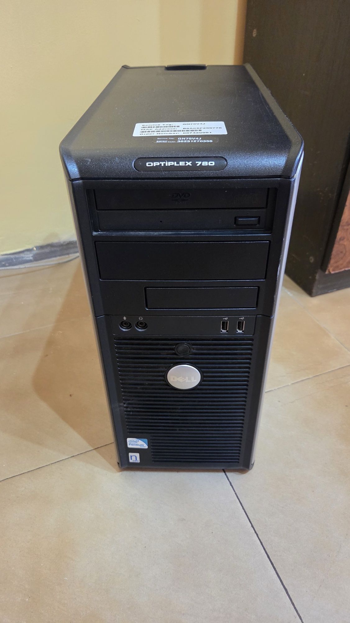 Dell OptiPlex 780 – здрав и надежден офис компютър