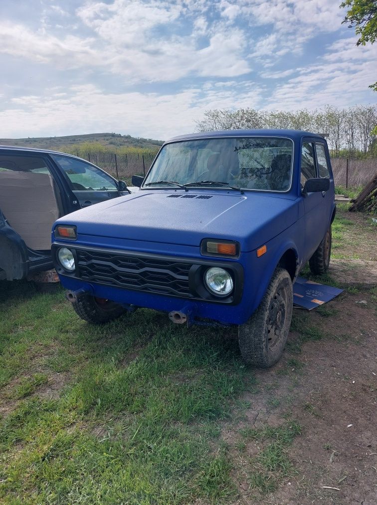 Lada niva 1.7 i 4x4