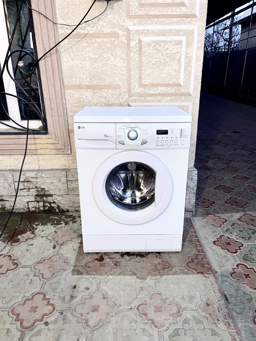 Продам стиральную машинку