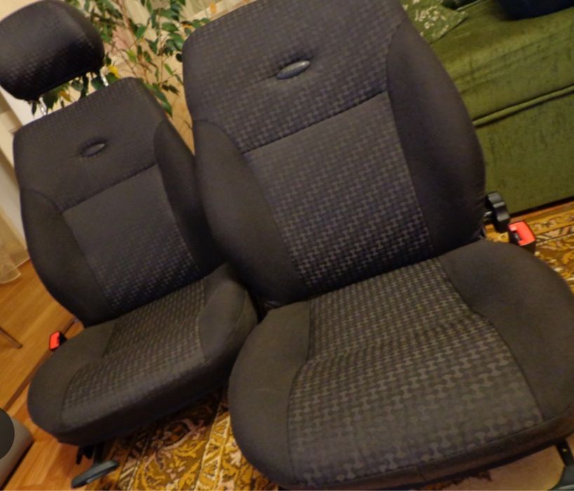 Переднее сиденья от калины