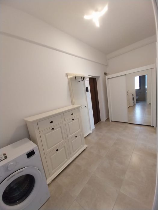 Inchiriez apartament , garsoniera Suceava, zona Zamca