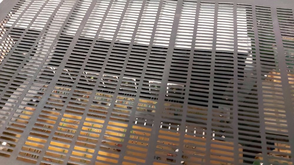 Amplificator cu radio Kenwood KR V8090 5X110 watts