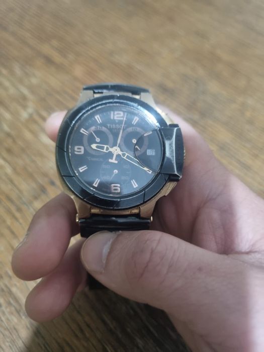 Продам часы Tissot