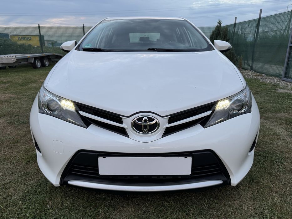 Toyota Auris 1.3 benzina 2015