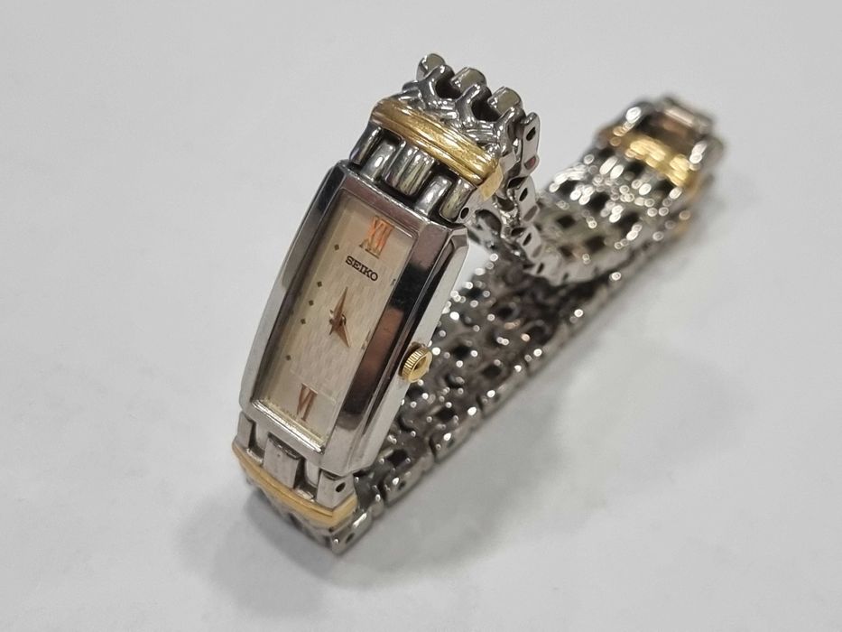 Дамски часовник Seiko - рядък