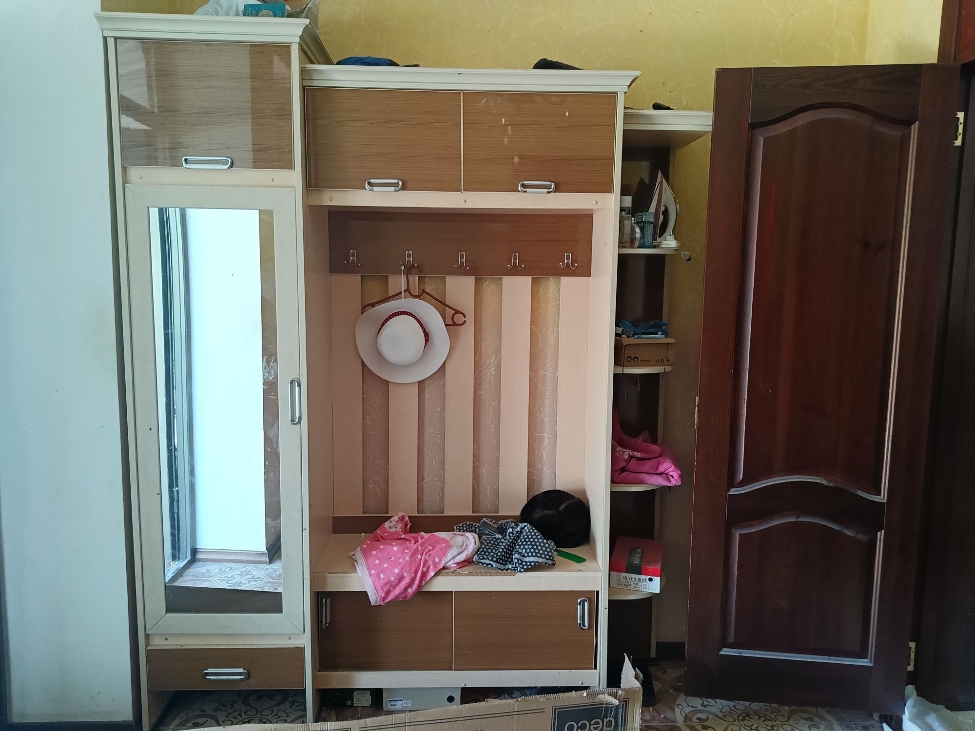 Кухонный  гарнитур. Прихожку