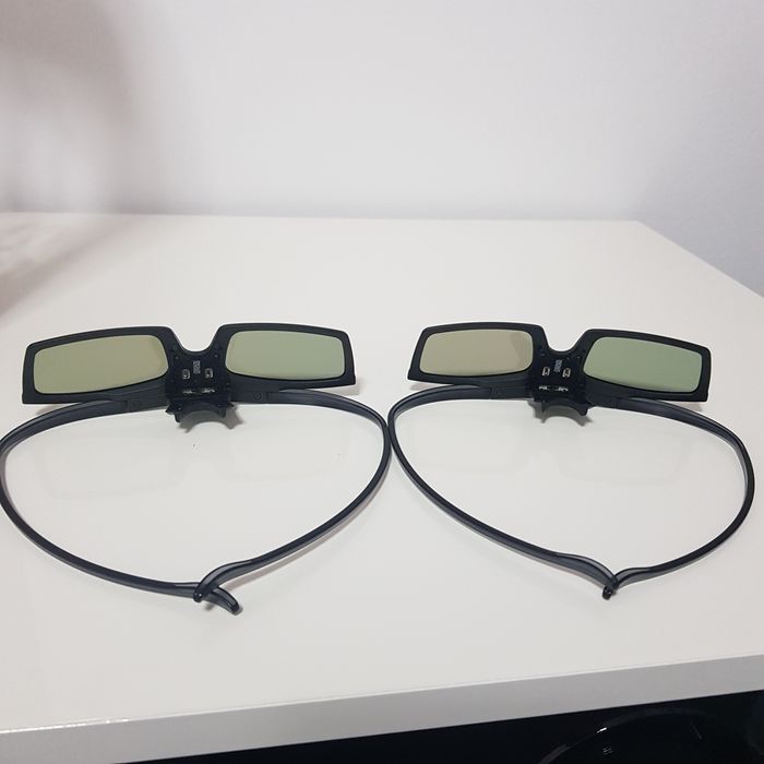Ochelari 3 D pentru televizoare și cinema