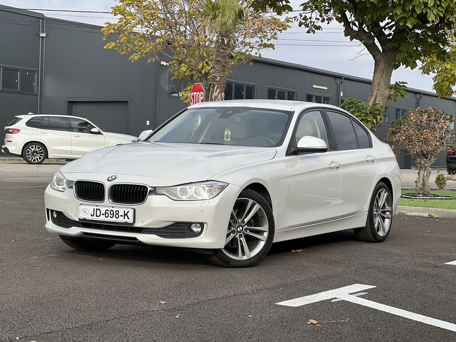 BMW F30 2.0 Diesel 184 CP # Euro 5 #Automat# Cu Foarte Multe Dotări #