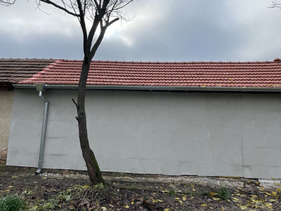 Продавам къща на село