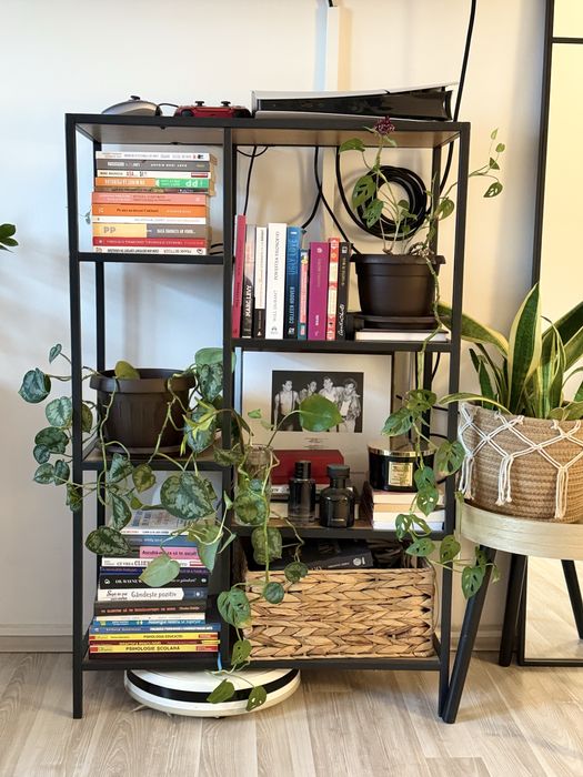 Etajeră TRAPPEDAL Jysk