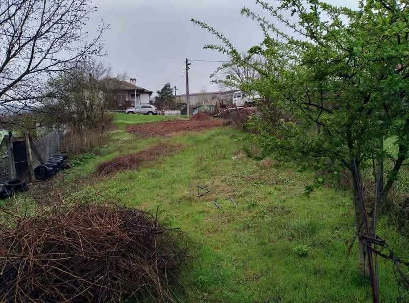 Продава парцел в гр. Кърджали, кв. Веселчане