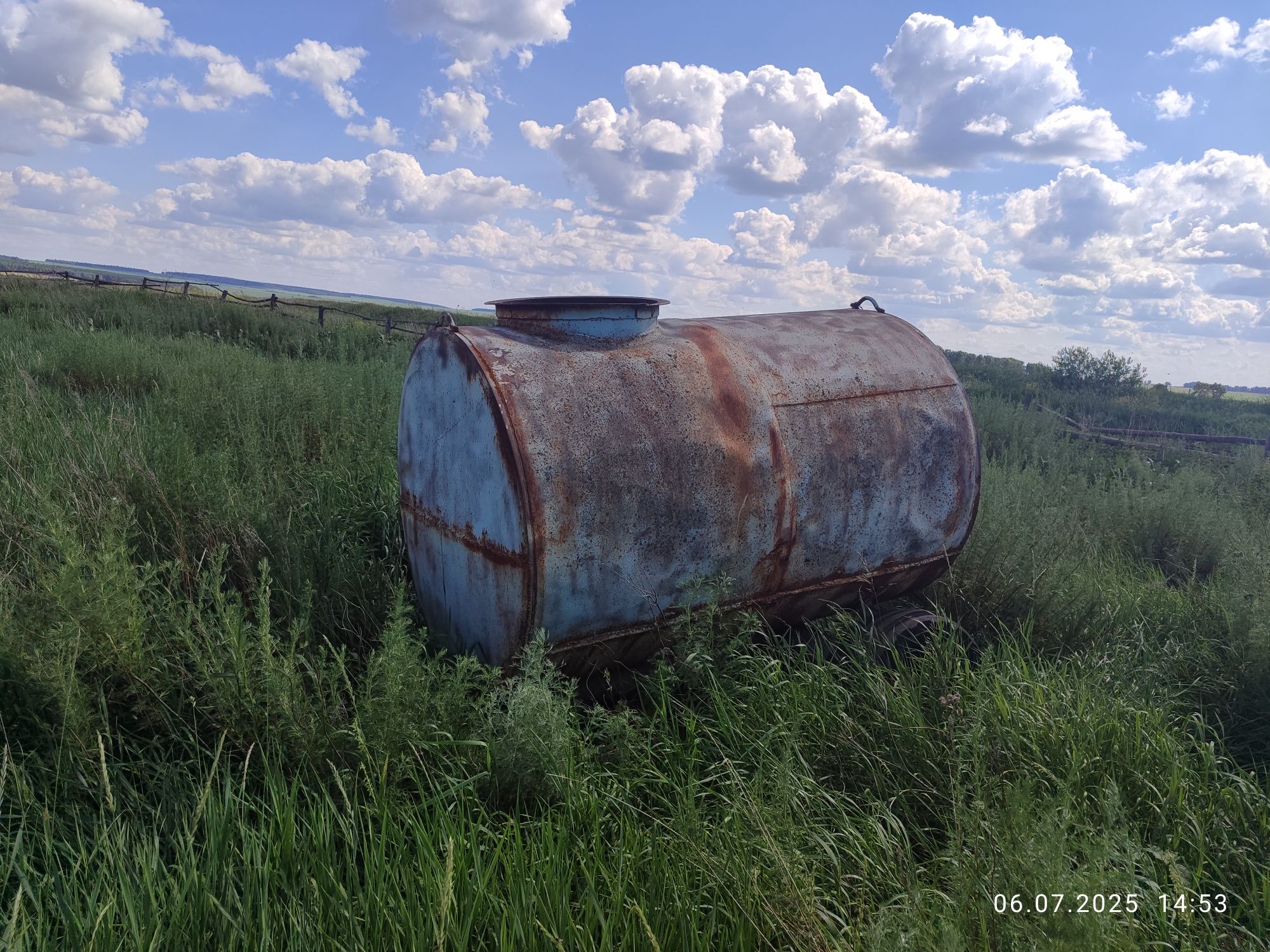 Продам прицеп бочку