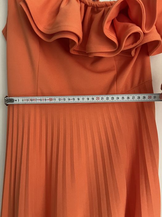 Елегантна фейрична рокля