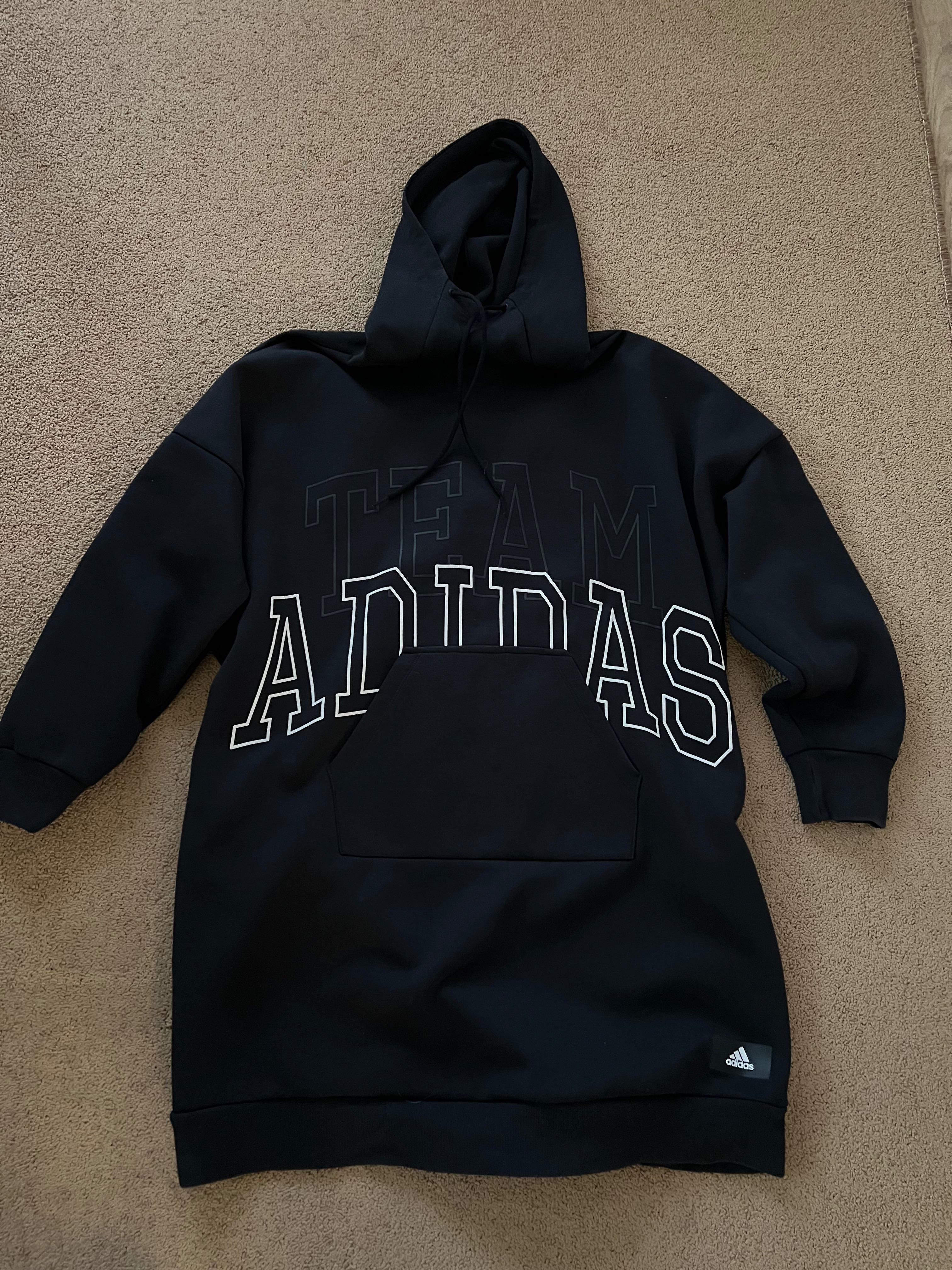 Adidass оригинална спортна рокля