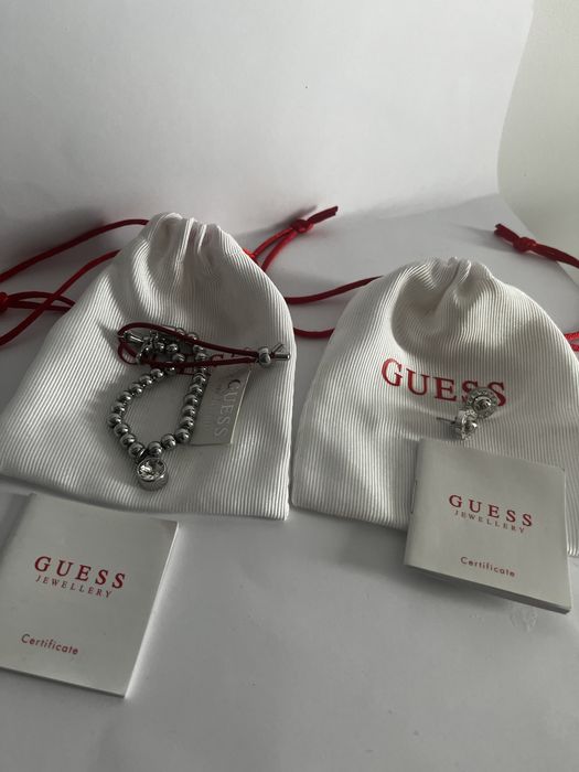 Set bijuterii Guess