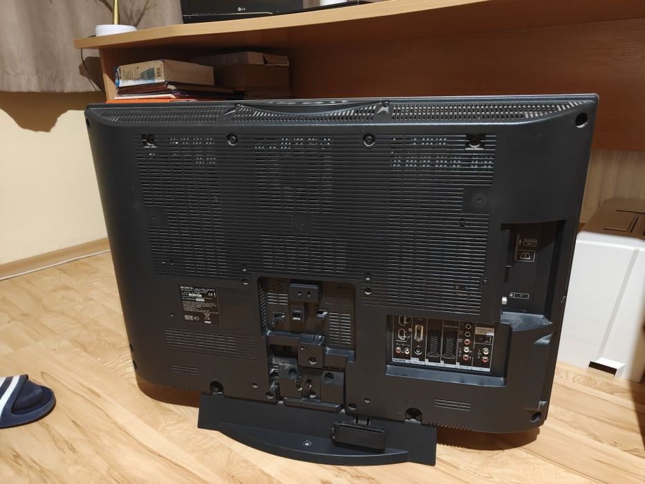 32 инча Телевизор Sony BRAVIA KDL 32D3000 – HDMI + подарък монитор