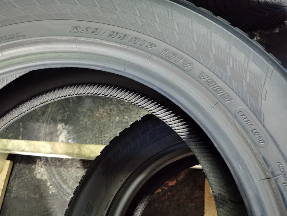 225/55R17 101V Yokohama 7mm