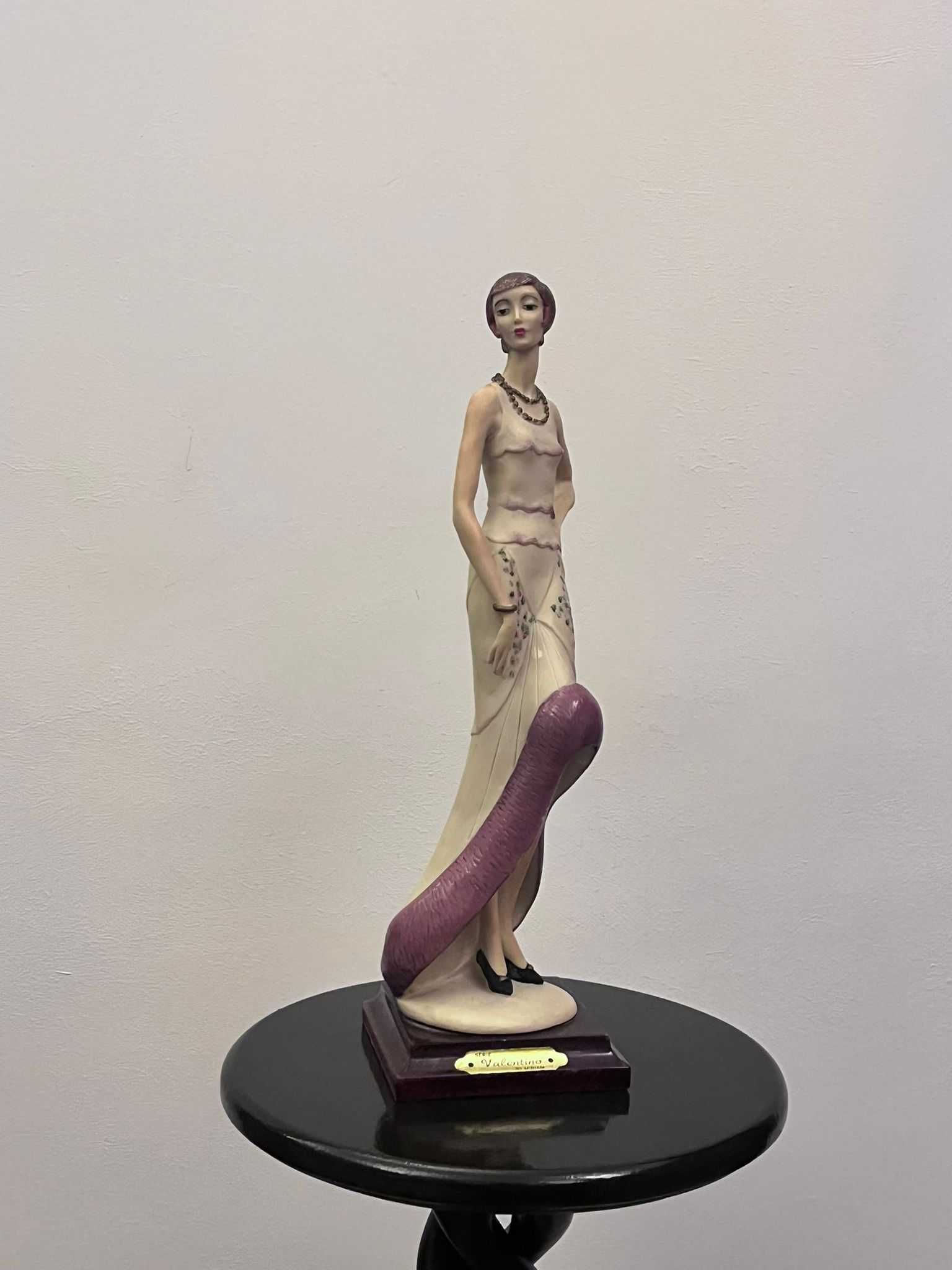 Bibelou alabastru Capodimonte MIRIAM marcata statueta bibelouri ieftin