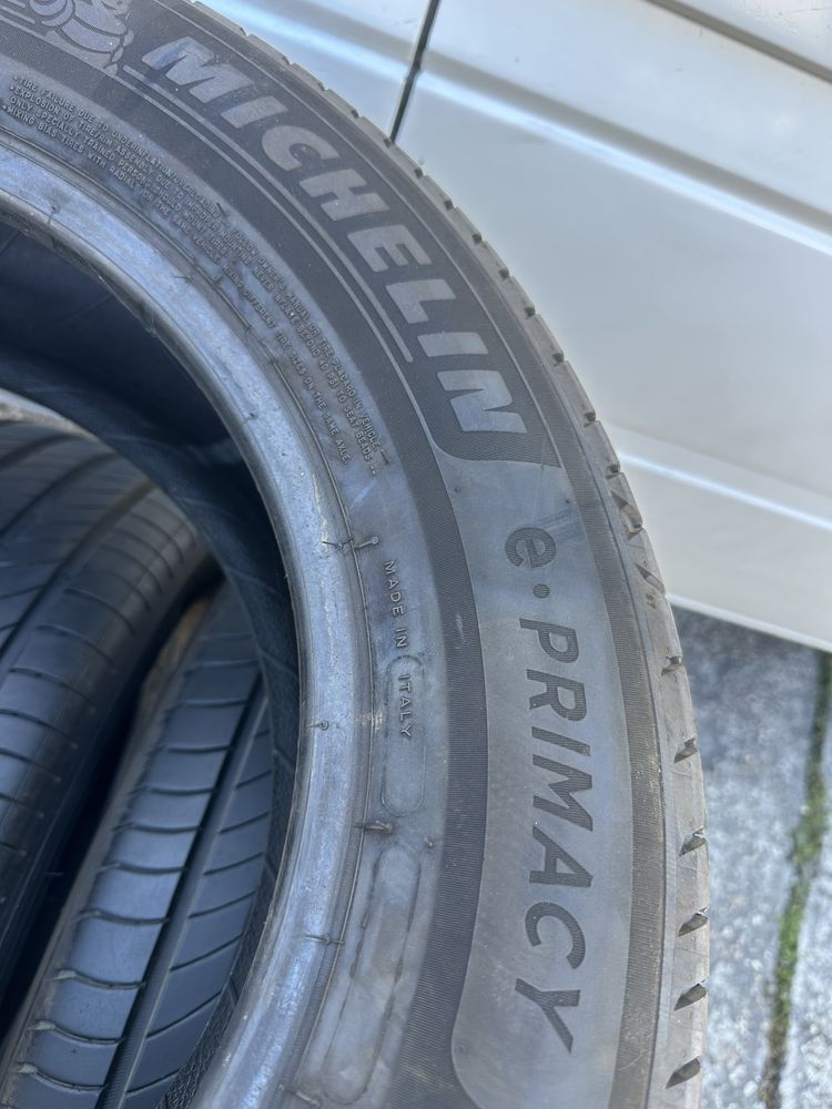215/60/16 Michelin dot23