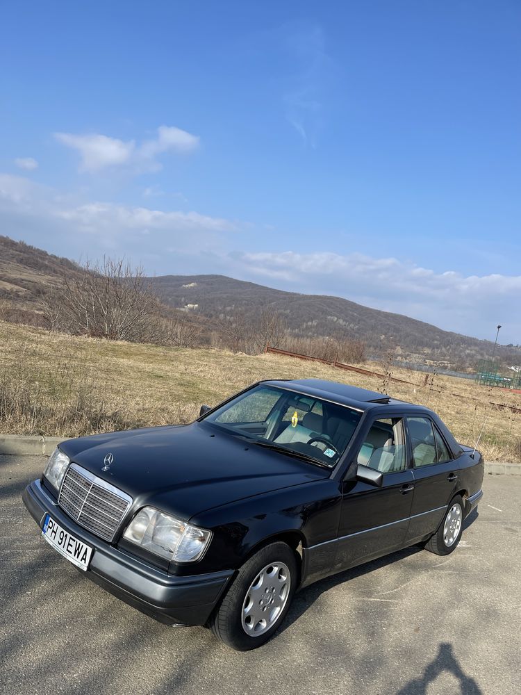 Mercedes E Class W124