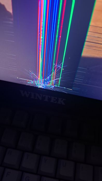 Монитор 180гц ips , сломал экран