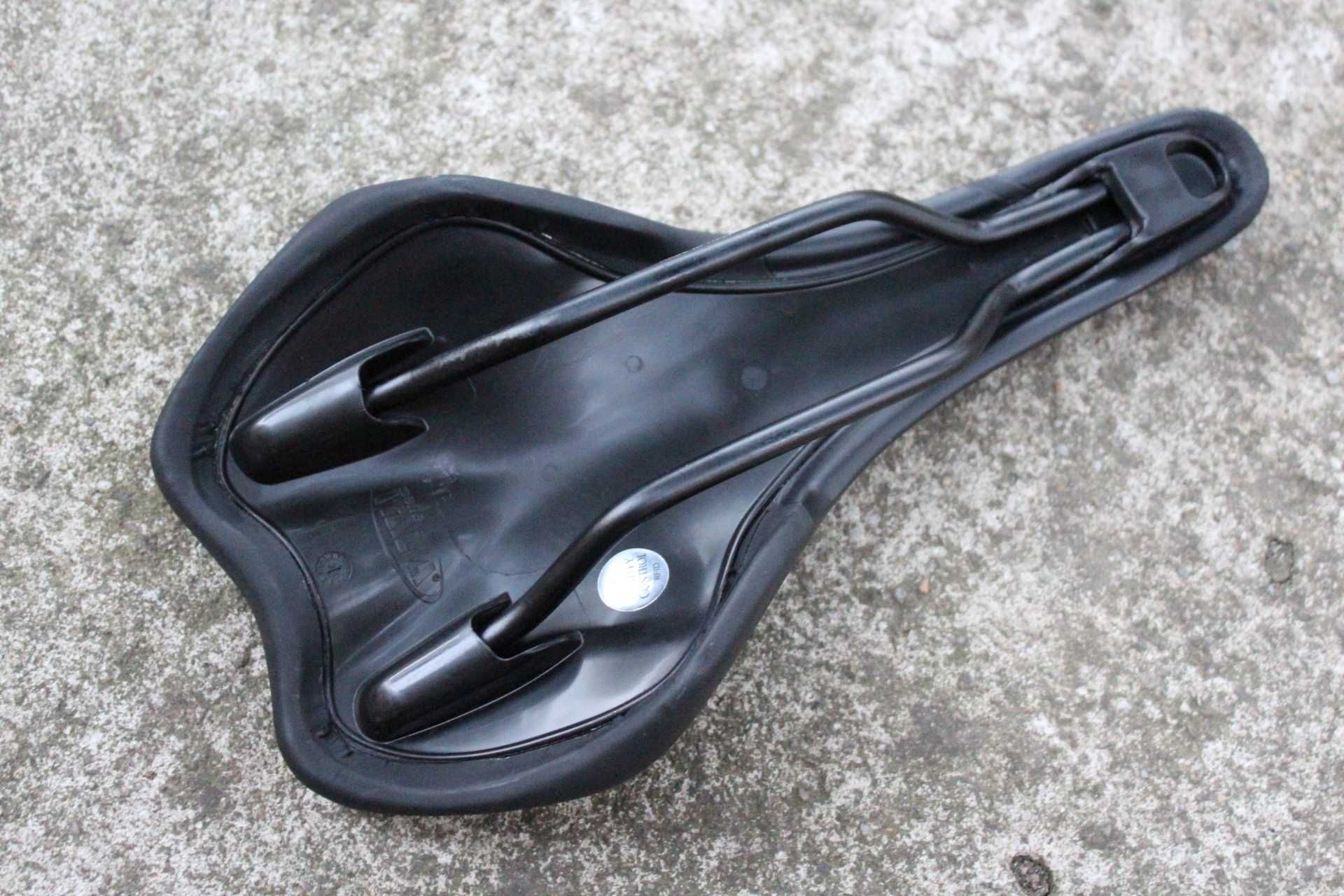 Selle Italia X3 sa bicicleta MTB, Road - negru