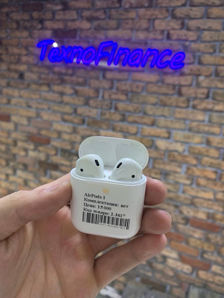 AirPods 1 series