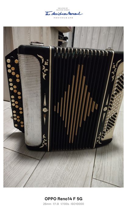 Продам баян в хорошем состоянии