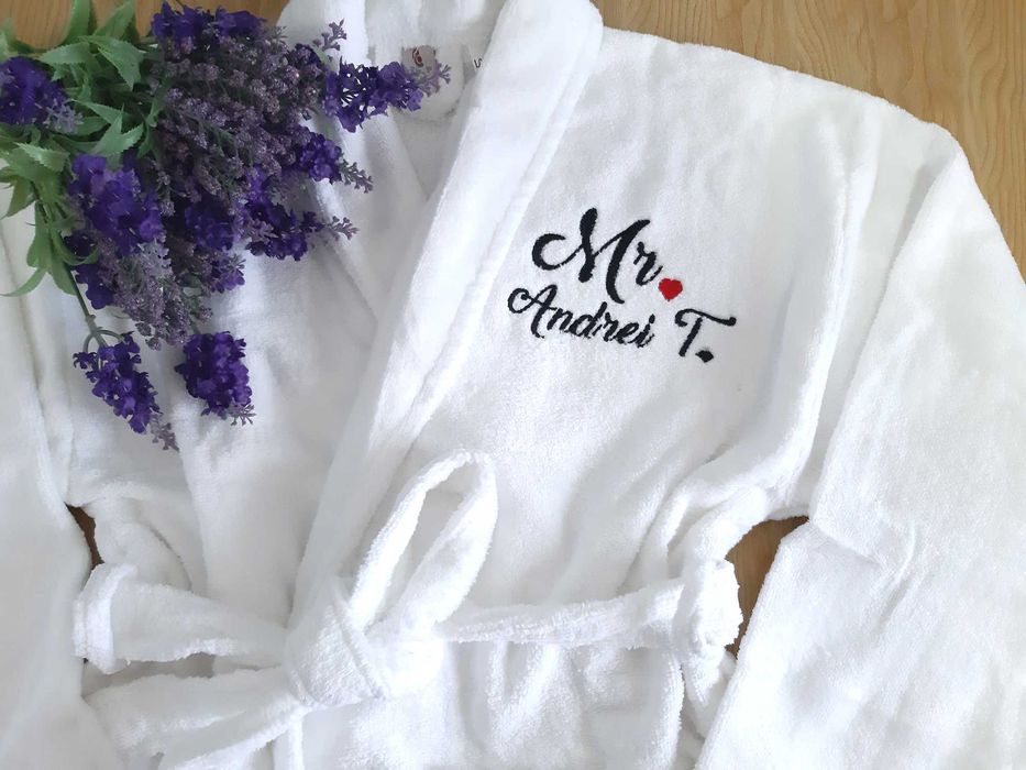 Halate brodate personalizate - cadou aniversari /evenimente