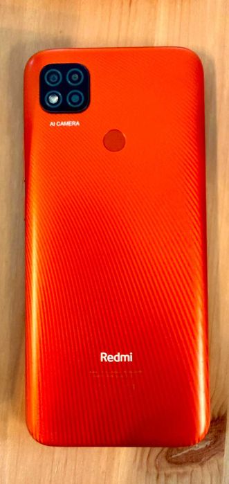 Xiaomi Redmi 9C NFC 32GB Sunrise Orange + 6 huse + încărcător