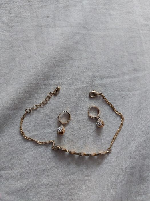 Cutie bijuterii+ bijuterii deosebite