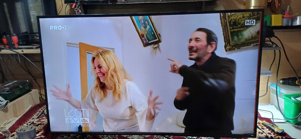 TV Samsung 108 cm 4k UHD smart
