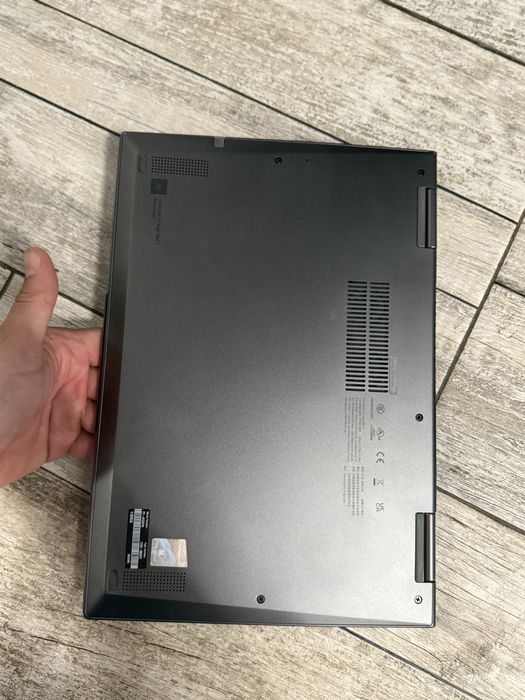 Lenovo ThinkPad X1 Yoga Gen 7 • i7 TOUCHSCREEN 360• -32gb ram