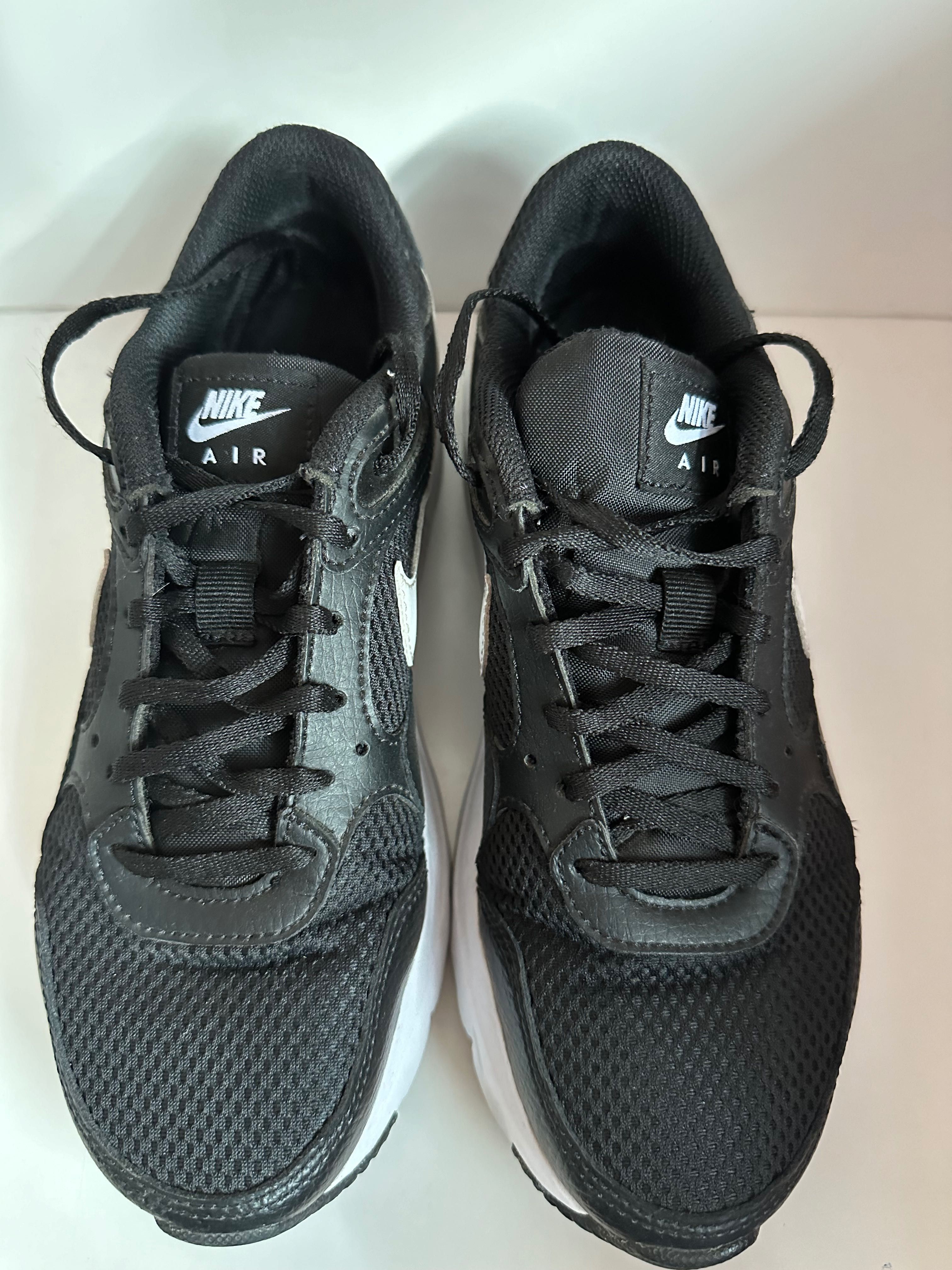 Дамски маратонки Nike air max sc - размер 36,5