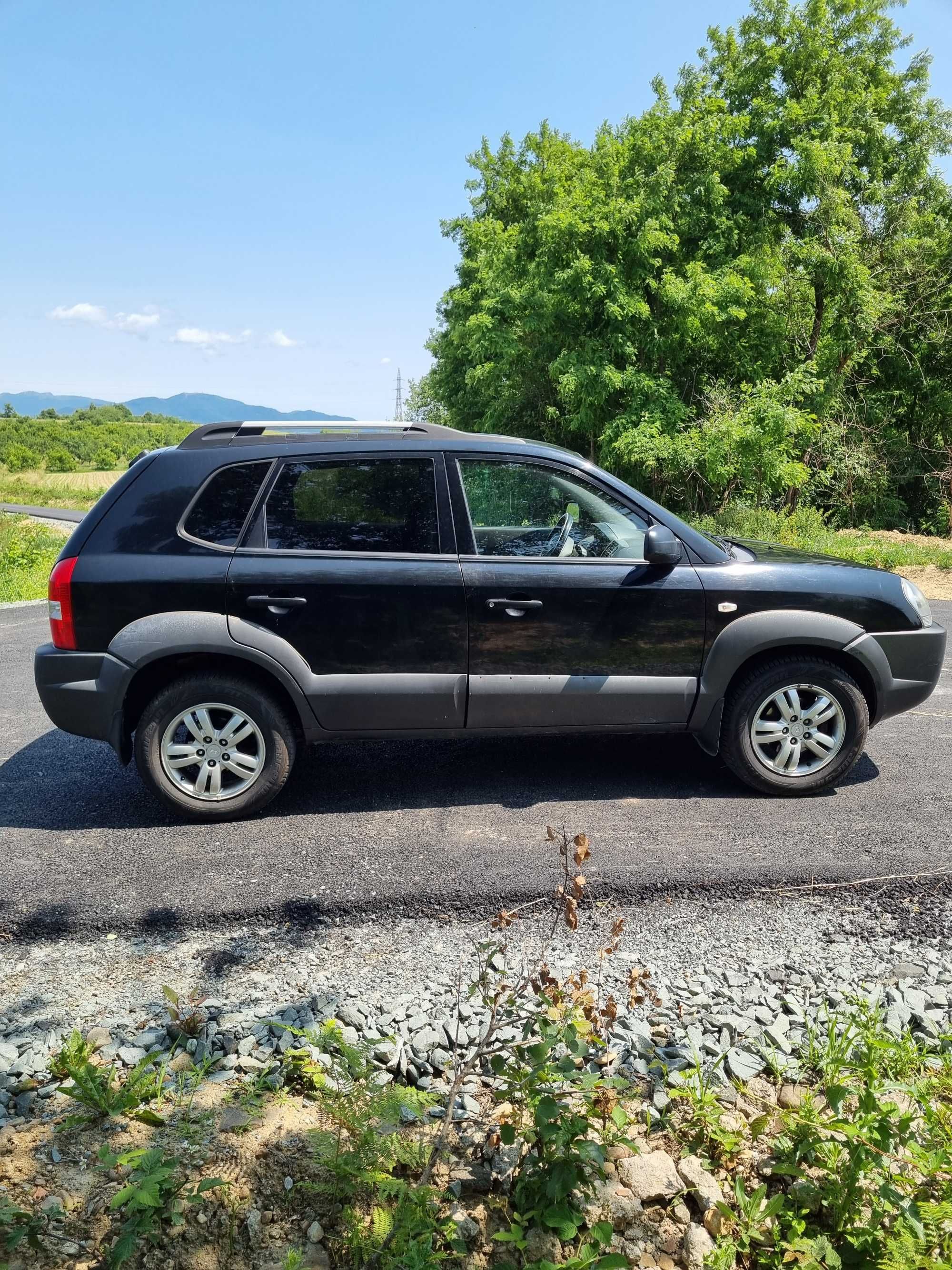Hyundai Tucson 2.0 Benzină | 2007 | 140 CP | 2x4 | Întreținută