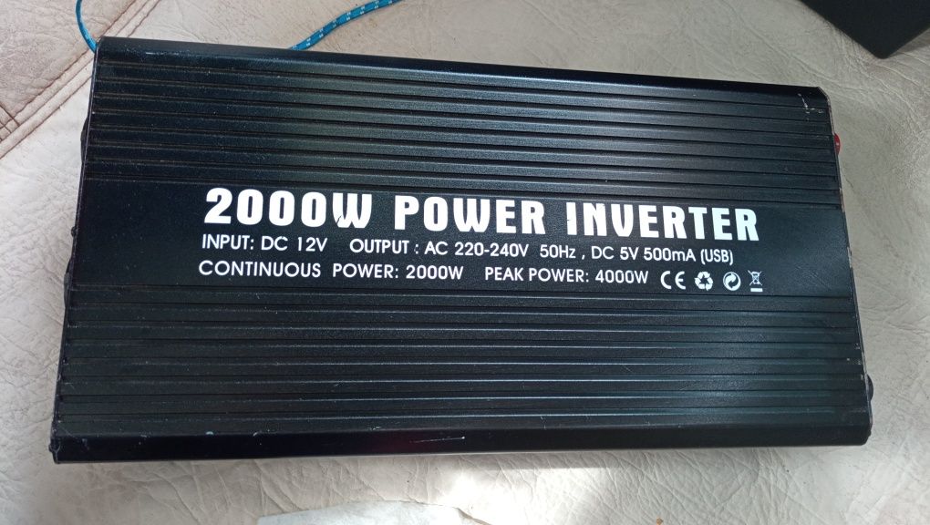 Inverter auto Dc12 v Ac 220 -240v