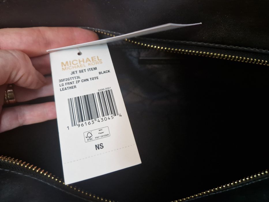 Geanta Michael Kors noua Jet Set Large Pebbled Leather