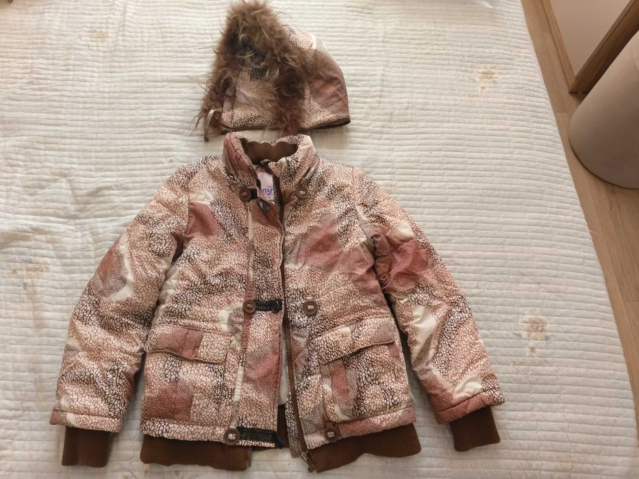 Продаются б/у фирменные зимние куртки для девочек (оригинал, Турция).