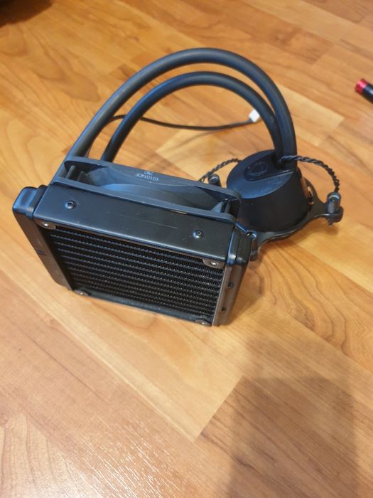 Asetek cooler liquid CPU