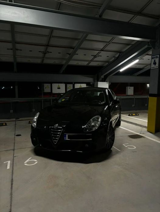Alfa Romeo Giulietta Primul proprietar in Romania, stare perfecta, nicio dauna