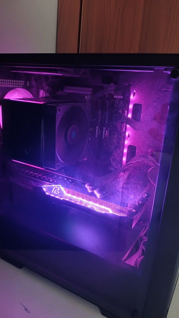 Видеокарта  RX 7700XT 12GB Phantom Gaming OC Edition