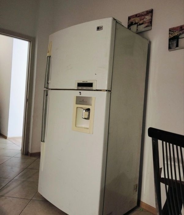 Холодильник Отлично работает LG