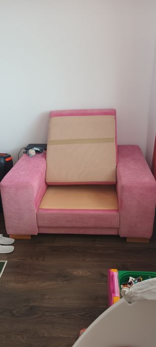 Fotoliu generos roz