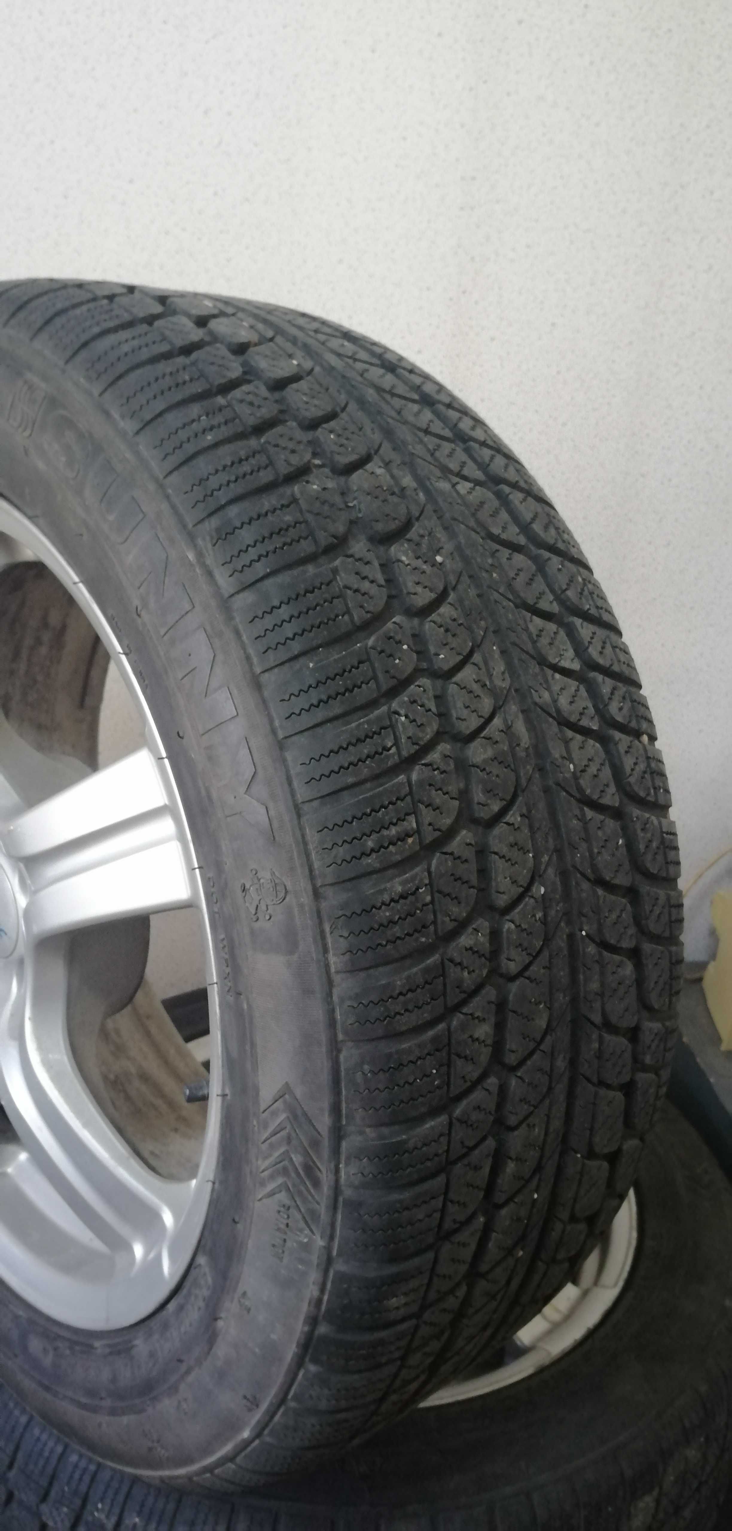 Зимни гуми 4 броя 235/55R18 цола за опел комплект