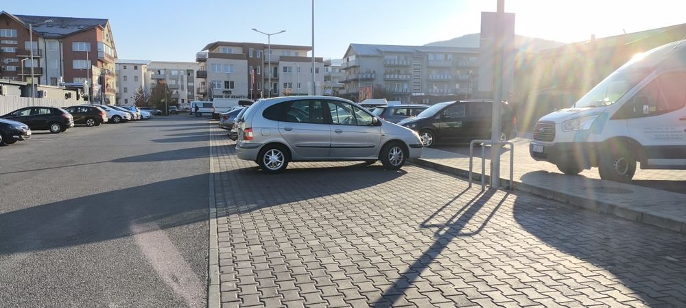 Renault megan scenic 1.6 benzina cu cutie de viteza automata 2002